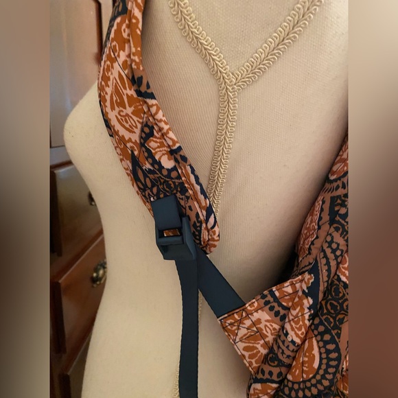 Vera Bradley UltraLight Fern BackPack NWT! - Picture 8 of 8